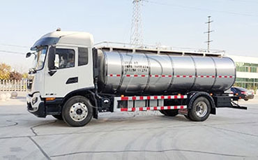 我公司35吨液态食品保温运输罐车发往陕西汉中